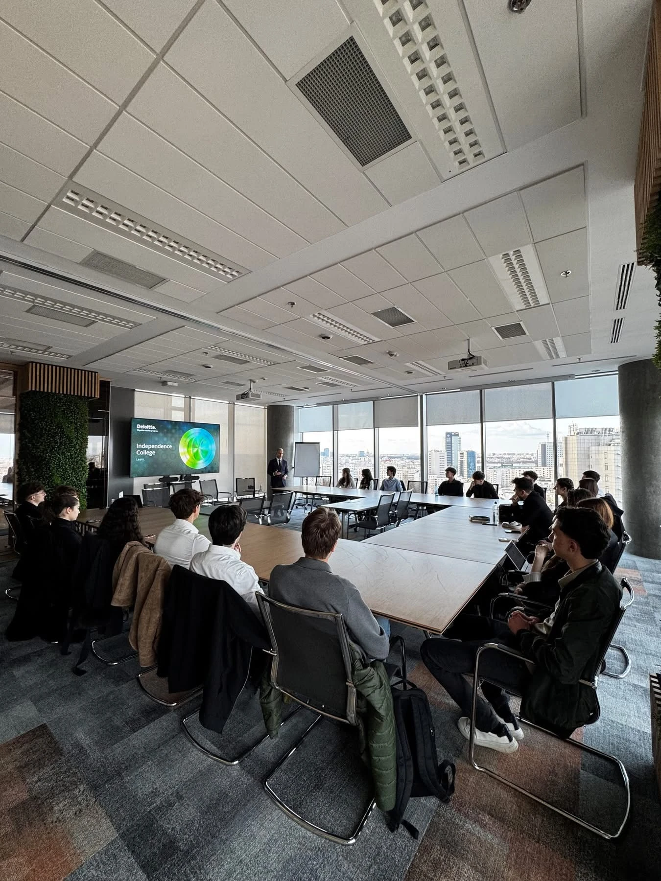 LeadUP Club hero image