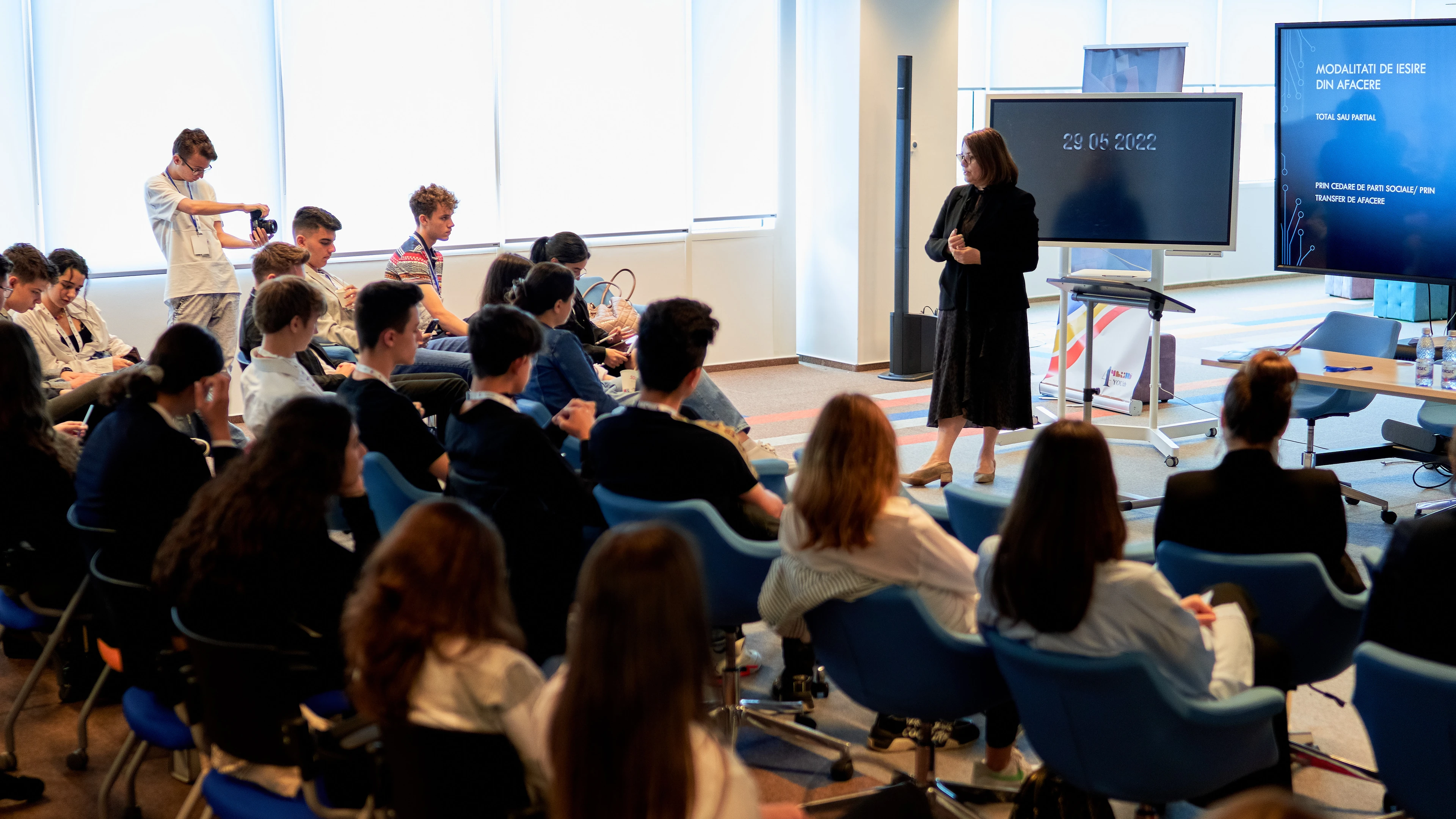 Start-up, Romania! hero image