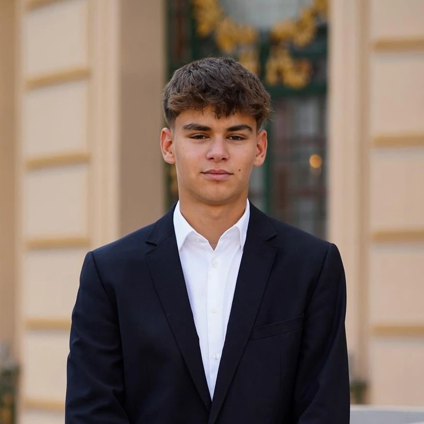 Robert Radoi profile picture